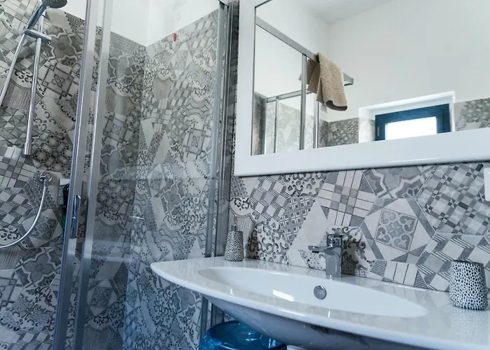 Casa Degli Artisti *