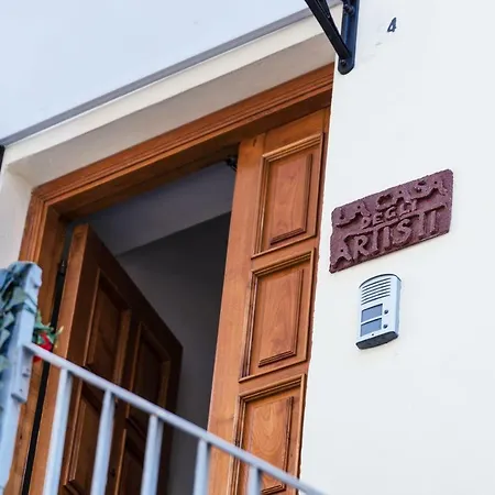 Casa Degli Artisti בית נופש דיאמנטה