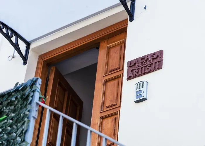 Casa Degli Artisti בית נופש דיאמנטה