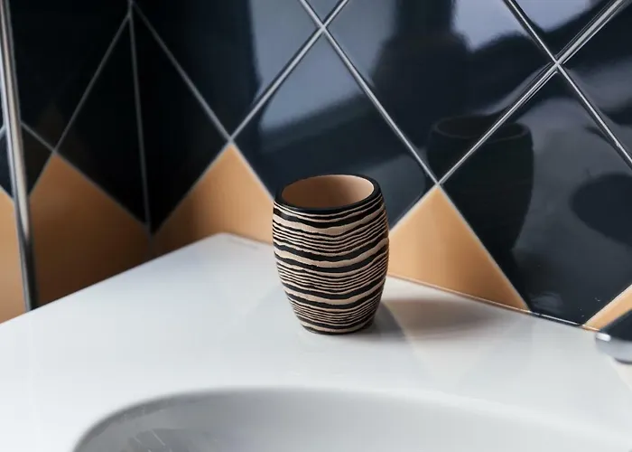 Casa Degli Artisti *